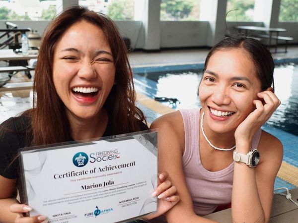 Marion Jola Happy Banget Dapat Sertifikat Freediving