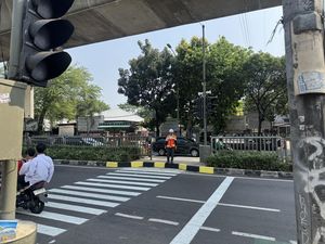 Warga Sambut Pelican Crossing Tendean, Harap JPO Segera Dibangun Lagi