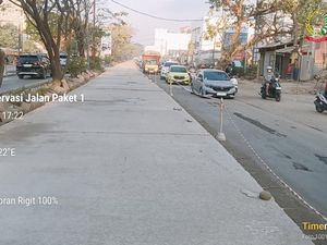 Kenapa Jalan Aroepala Makassar Dibeton tapi Hertasning Diaspal? Ini Alasannya