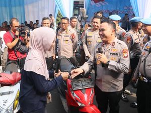 Polda Metro Kembalikan 67 Kendaraan Sitaan Hasil Kejahatan ke Pemilik Sah