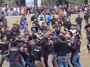 Video Ricuh Laga Tarkam di Purbalingga: Wasit Dikeroyok hingga Dievakuasi ke RS