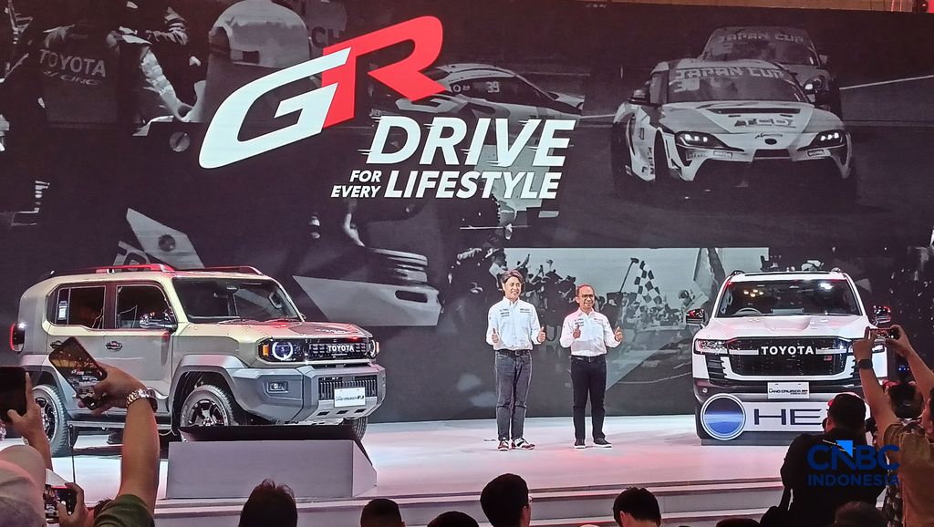 Toyota merilis Land Cruiser FJ dan Land Cruiser 300 Hybrid di arena Gaikindo Indonesia International Auto Show (GIIAS) 2026 nan digelar di ICE BSD, Tangerang, Jumat (31/7/2026). (CNBC Indonesia/Ferry Sandi)