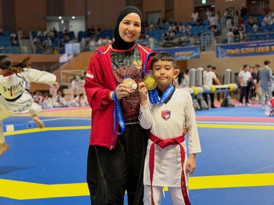 Tya Ariestya Bangga Si Bungsu Bawa 2 Medali Kejuaraan Taekwondo di Korea
