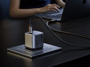 Vivan Bawa Charger GaN 100W ke RI, Bidik Pengguna AI hingga Kerja Hybrid