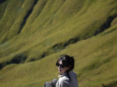 Potret Wendy Walters Tunjukkan Langit Bertabur Bintang di Gunung Merbabu