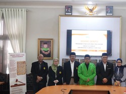 Rektor UIA Puji Kualitas Akademik Skripsi Haikal Hasan