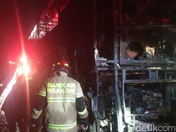 Kronologi Kebakaran Bus Gunung Harta di Tol Nganjuk, 30 Penumpang Selamat