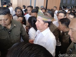Pengurus Ranting Baru 28%, Jokowi Minta PSI Kejar Target hingga Akhir Tahun