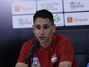 Luka Menalo Bongkar Rahasia Persib Kalahkan Tampines Rovers