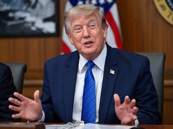 Trump Batalkan Serangan ke Iran, Klaim Ada Deal Buka Total Selat Hormuz