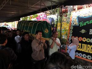 Ratusan Orang Antar Nasirun ke Pusara Terakhir