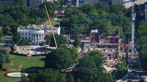 Proyek Ballroom Impian Trump Mulai Kelihatan Wujudnya