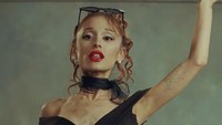 Ariana Grande Umumkan Hiatus Setelah Penampilannya di Konser Tuai Sorotan