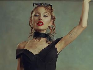 Ariana Grande Umumkan Hiatus Setelah Penampilannya di Konser Tuai Sorotan