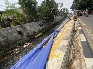Trotoar di Sawangan Depok Ambles Baru Setahun, Pemkot Segera Perbaiki