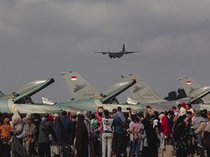 Enam Jet Tempur F-16 Meriahkan Open Base Lanud Hang Nadim di Batam