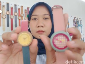 Eboni, Jam Kayu Made in Bayat Klaten Tembus Pasar Eropa-Afrika