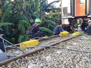 Truk Tertabrak Kereta Api di Sergai, Perjalanan Terganggu