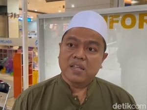 Keluarga Penumpang Mulai Datangi Posko KM Mutiara Sentosa di Perak