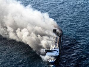 Fakta-fakta Kebakaran KMP Mutiara Sentosa 2: Proses Evakuasi hingga Korban Tewas