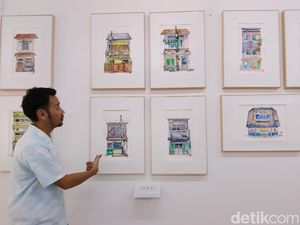 Seniman Ody Yogi Abadikan Memori Kota Palembang Lewat Lukisan Cat Air