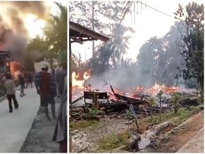 2 Rumah Panggung di Pesisir Barat Lampung Ludes Terbakar