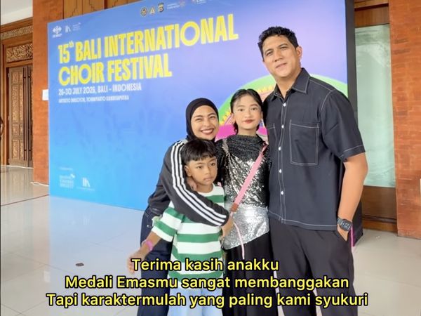 Tangis Tantri Saat Anak-Tim Padus Bawa Medali Emas di Ajang Internasional