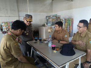 Belasan ASN Pemkab Gresik Kepergok Ngopi di Warkop Saat Jam Kerja