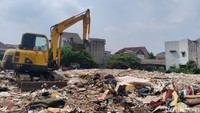 Ulah Oknum Ubah Proyek Waduk di Jaktim Malah Jadi Lokasi Sampah Numpuk