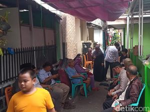 Rumah Duka Diding Boneng Dipadati Pelayat