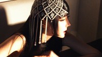 Gaya Mewah Dilraba Dilmurat di Eksibisi Perhiasan, Disebut Bak Boneka Hidup