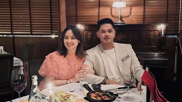 Joanna Alexandra Kompak Makan Steak hingga Onsen Egg bareng Suami