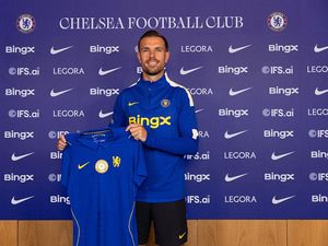 Kagum Sosok Alonso Bikin Henderson Mantap Gabung Chelsea