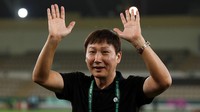 Kim Sang-sik Bahas Kaus Hitam 'Pembawa Hoki' Jelang Hadapi Indonesia