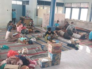 62 Korban Selamat Tragedi KM Mutiara Sentosa 2 Masih di Pulau Masalembu