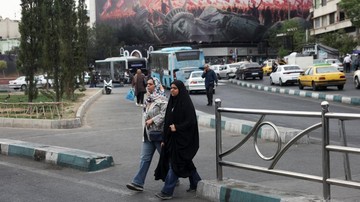 Bensin Iran Tekor 10 Juta Liter Sehari, PNS Disuruh WFH