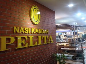 5 Kulineran Lezat di Malaysia: Nasi Kandar-Cendol Durian