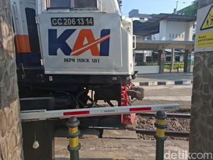Jogja Punya Palang Pintu Perlintasan KA Kemasan Saset, Segini Ukurannya