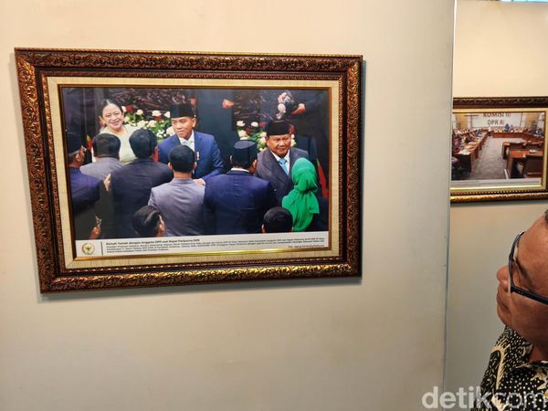 Pameran Foto Warna Warni Parlemen 2026