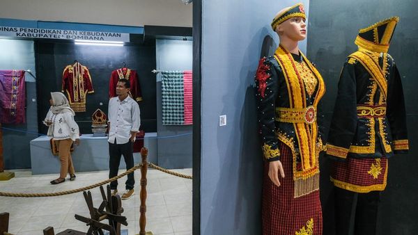 Pameran Wastra Sultra Dorong Ekonomi Kreatif Perajin Lokal