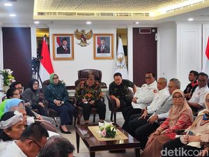 Video: Pimpinan DPR Temui Koalisi Besar Buruh, Bahas RUU Ketenagakerjaan