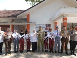 Polda Sumsel Kirim Taruna Akpol Bina Karakter Pelajar Sekolah Rakyat