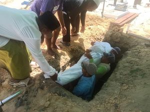Tolong! Pria Asal Jatim Meninggal Sendirian di Kobar, Keluarga Belum Diketahui
