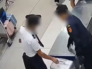 Video: Gerak-gerik Kopilot Malaysia Kurir Ekstasi hingga Keciduk Bea Cukai