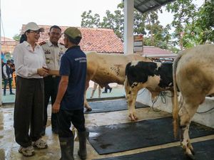 Rieke Heran Napi Lapas Karawang Tak Mau Pulang Rumah: Mau Kerja di Sini?