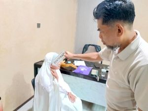 Kronologi Nenek di Cakung Dirampok dan Dilakban Tetangga saat Hendak Salat