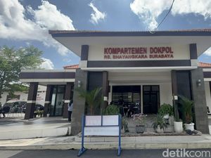 Bambang Selamat dari Tragedi KMP Mutiara Sentosa Usai Lompat ke Laut