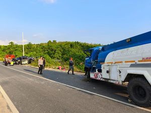 Kecelakaan di Tanbu Tewaskan 7 Orang, Stiker Mobil Tangki Hilang Jadi Sorotan