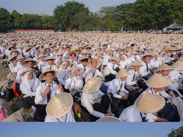 Potret 11.099 Mahasiswa Baru Ikuti PIONIR UGM Hari Pertama