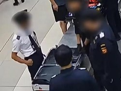 Video Pilot Malaysia Airlines saat Kopernya Diperiksa dan Ditemukan Narkoba